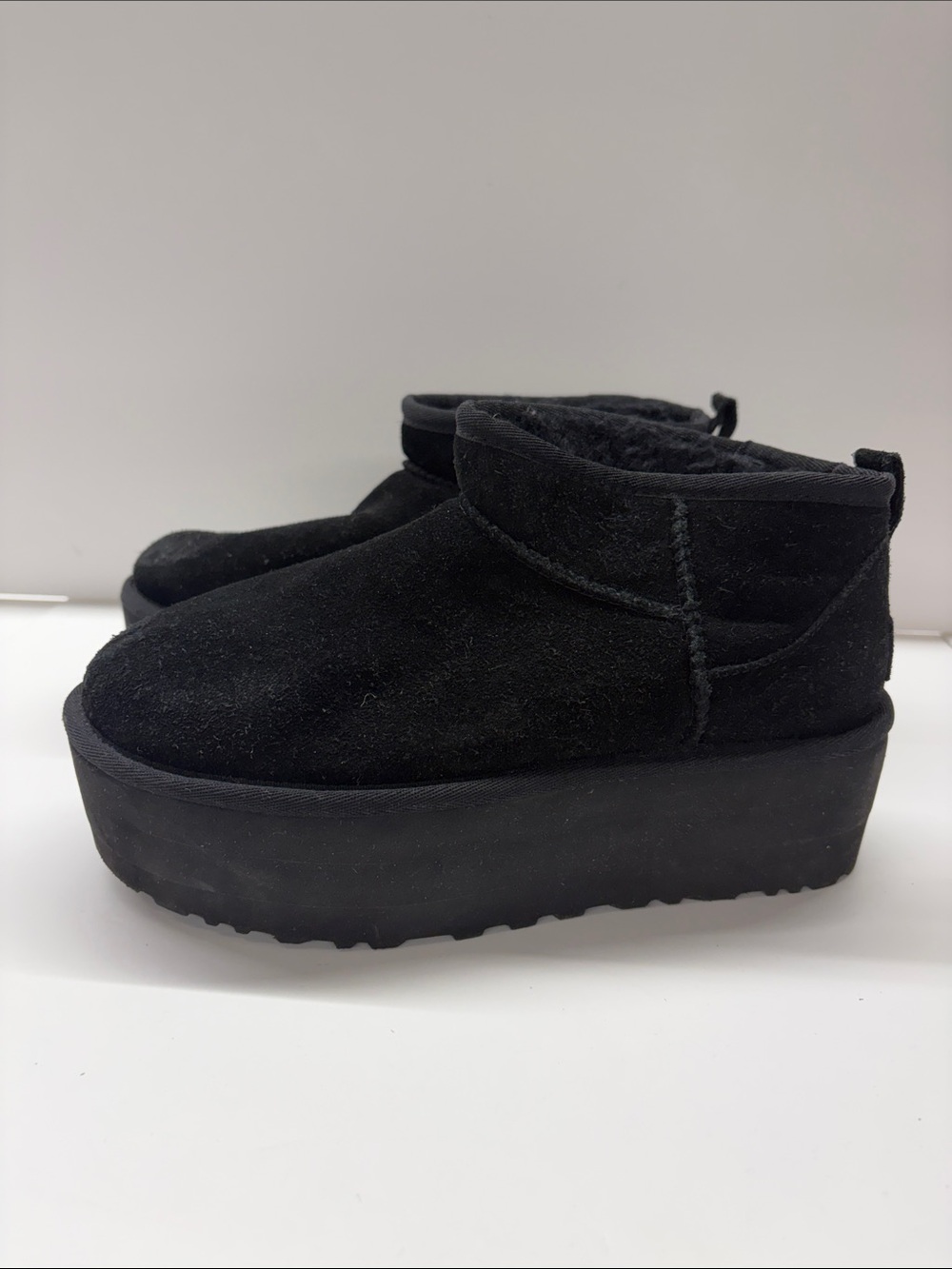 Used UGG Classic Ultra Mini Boot Size 7